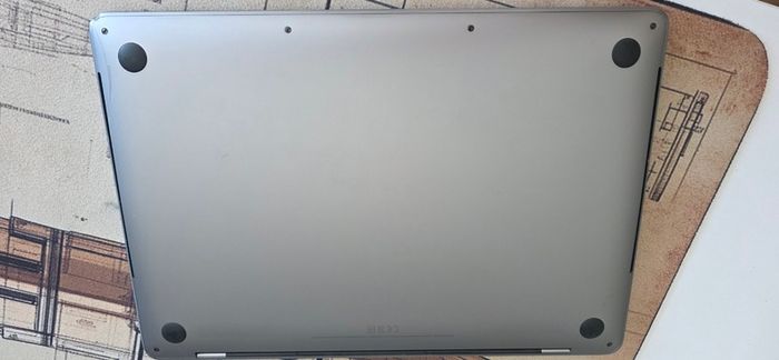 Apple MacBook  13 i5 512 16gb
