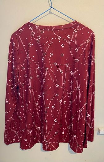 Burgundy Red Round Neck Long Sleeve T-shirt Top BNWOT Size Large