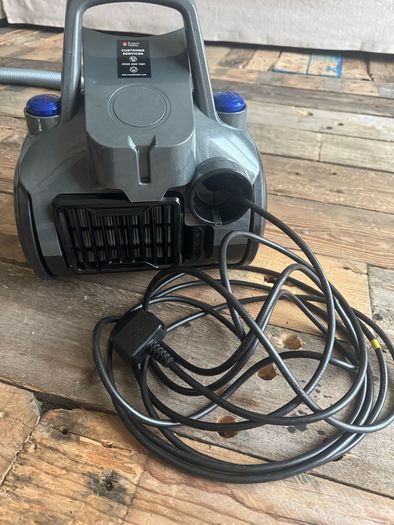 Russell Hobbs Vacuum Cleaner