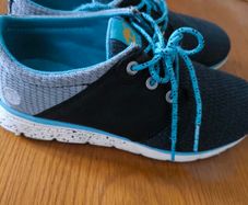 Walking shoes