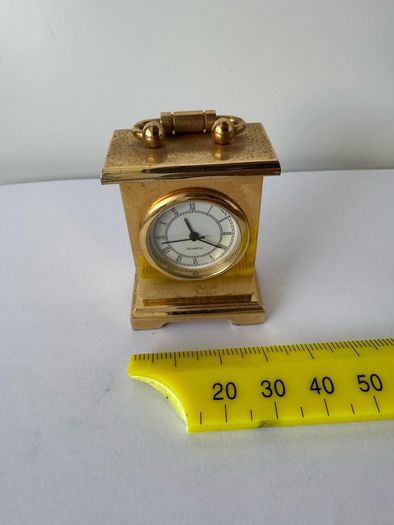 Vintage miniature Tiny Battery Operated quartz clock stainless steel quartz