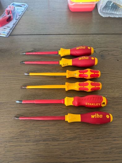VDE Large Flat Head screwdrivers 1000v insulated