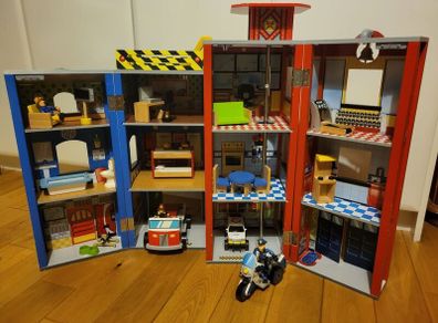 ELC Police & Fire Station plus accessories