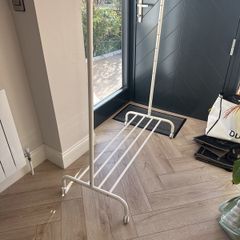 clothes rail