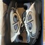 B30 shoes Image 6