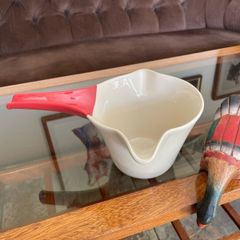 Retired 2019 Ikea Varmer Hot Chocolate Cocoa Two Spout Jug Pitcher Cream Red Handle
