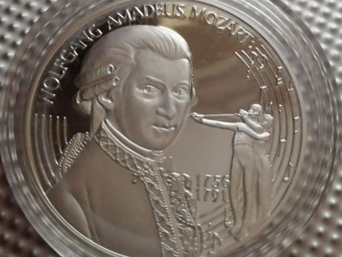 1996 Austria Wolfgang Amadeus Mozart Silver proof 25ecu coin. Official commemorative collection