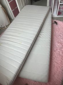 Single mattresses