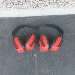 safety earmuffs