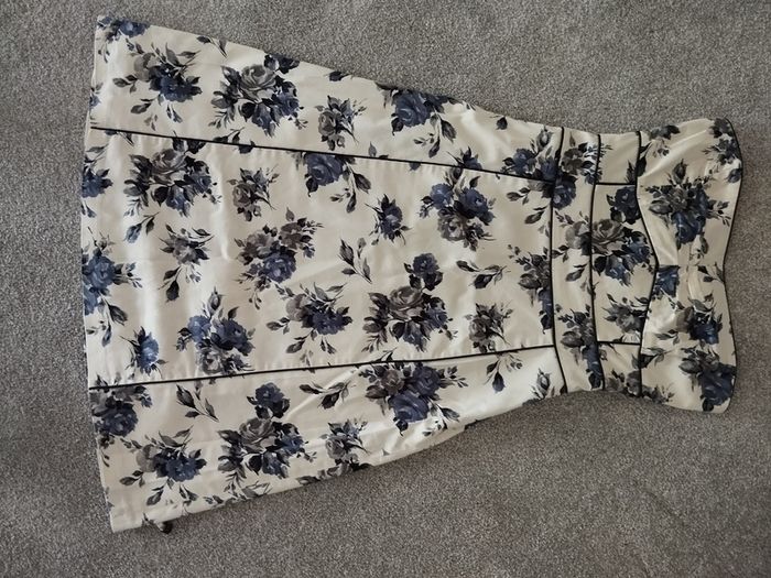 Coast dress, size 10, cream and navy