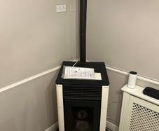 Wood pellet stove