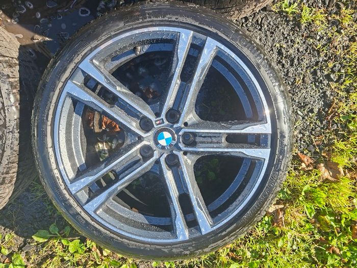 18" Genuine Bmw 1or 2 Series M Sport Alloys with tyres