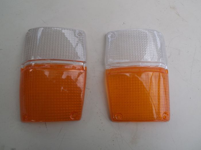2.Toyota Hi Ace Front Ind lens.