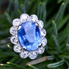 Beautiful Art Deco Sapphire & Diamond Ring - Platinum