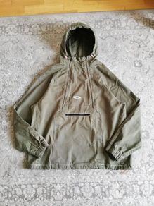 oakley windbreaker