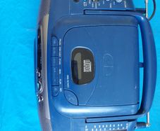 SANYO CD, Tape and Radio music System, Model MCD-Z155L, in excellent condition, and all functions work fine,