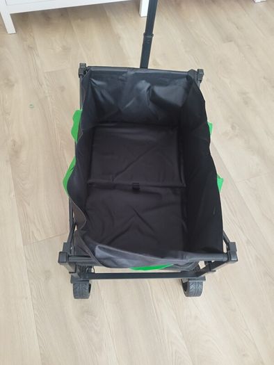 4 wheel camping wagon with wide wheels