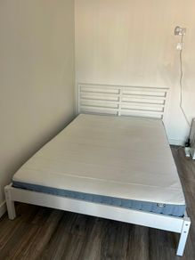 Double bed + mattress