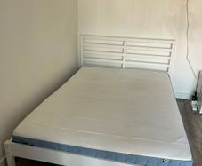 Double bed + mattress