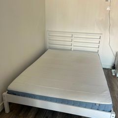 Double bed + mattress
