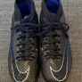 Nike men's size 8 football boots Image 3