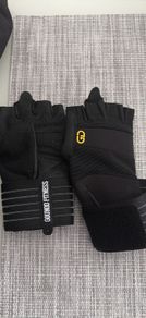 gym gloves