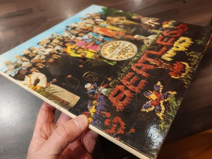 The Beatles - Sergeant Peppers Mono Wide Spine ?