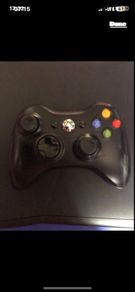 Xbox 360 console with wireless Controllers