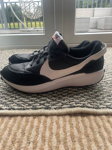 Nike Waffle Debut Size 10