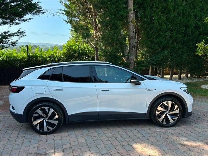 21 Volkswagen ID4 150KW First Edition Pro 14950