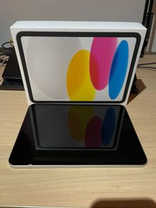 Apple iPad 10th Gen 256Gb like new