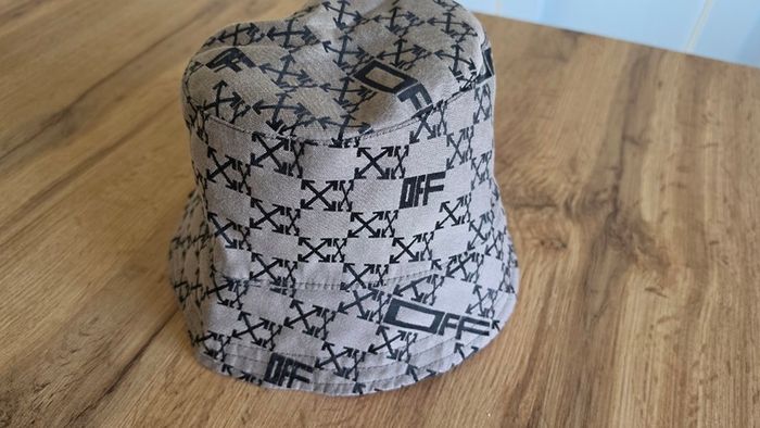 Bucket hat Off-White