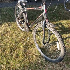 boys bike 26"