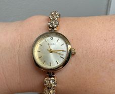 Ladies Sekonda Watch N4682G