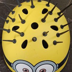 Minion Kids Helmet (M)