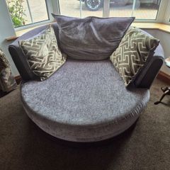 FREE. 3 piece leisure suite