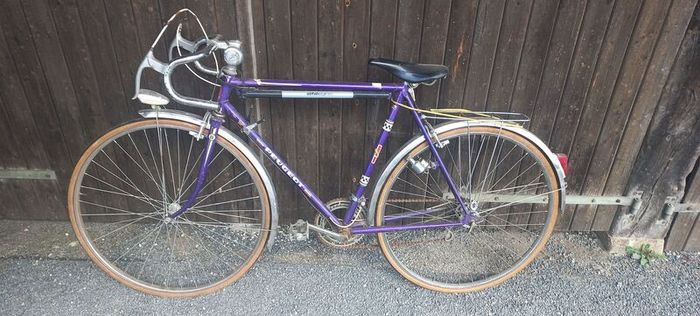 Peugeot Vintage Racing Bike in original condition 1970s nice condition all works