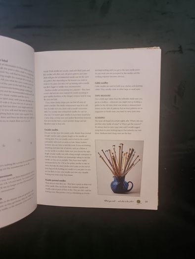 Complete Guide to Knitting & Crochet (Hardcover)