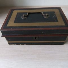 Old Cash Tin