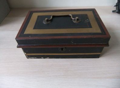 Old Cash Tin