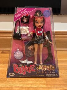 Bratz Funk Out! (Dana) 2004 New in Box