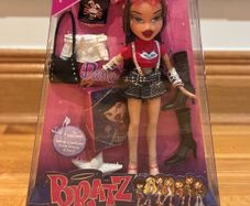 Bratz Funk Out! (Dana) 2004 New in Box