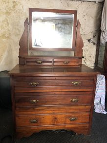 bedroom vanity