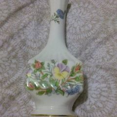 Aynsley, Wild Tudor vase for sale .