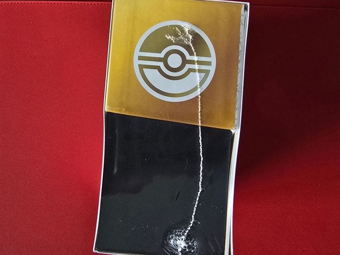 Pokemon 30th Celebration - ETB Elite Trainer Box