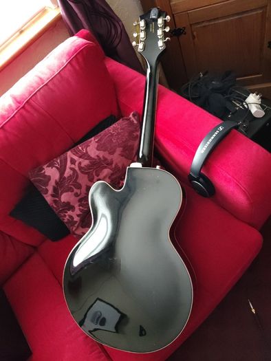 Gretsch Electromatic G5125 hollow body electric guitar