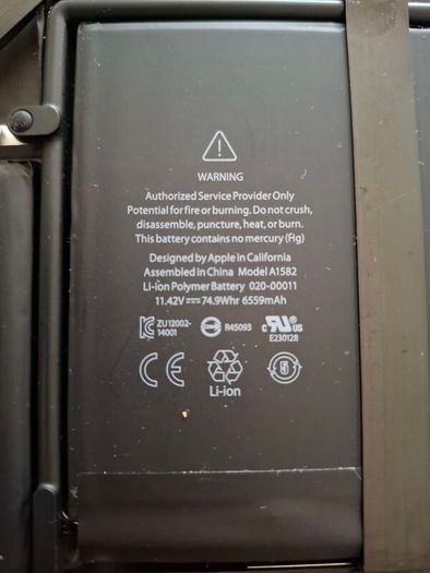 Macbook battery model A1582
