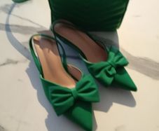 womens small heel matching bag