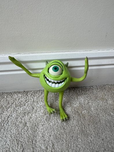 2002 Mike Wazowski approx. 13 cm. McDonald's Disney Monsters Inc CAN'T STAND Used Please see photos