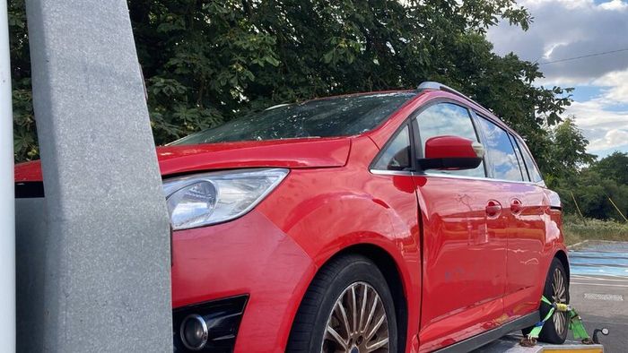 Breaking Ford S-Max Diesel 1.6 - 8 Valve